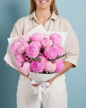 Disbuds + Vase