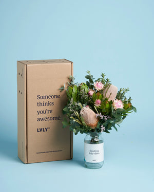 Personalised Polaroid Confetti Explosion + Native Posy