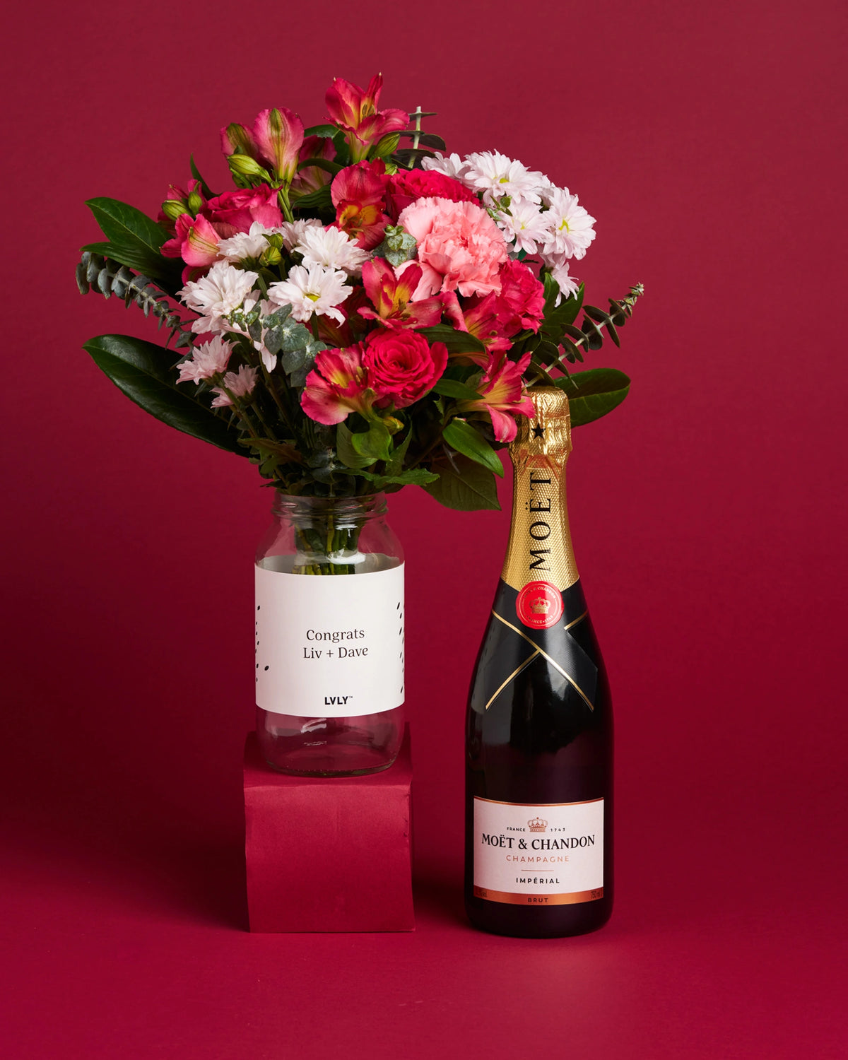 Personalised Flowers + Champagne