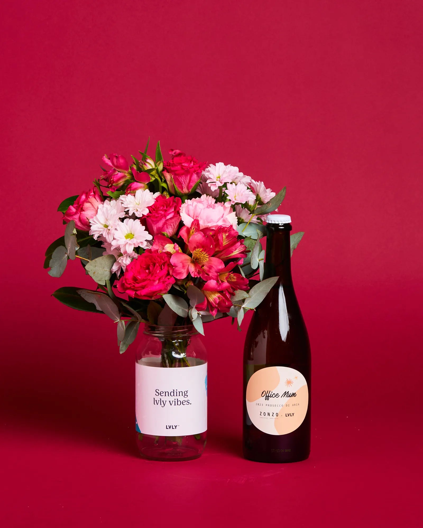 Personalised Prosecco + Flowers