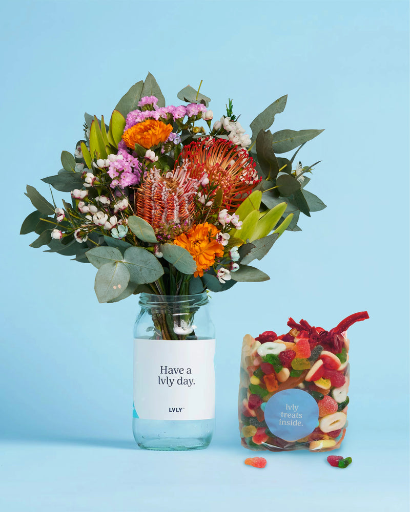 Sweet Tooth + Native Posy