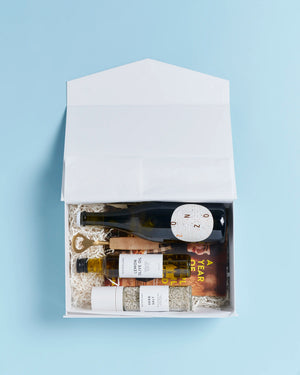 The Entertainer Gift Box