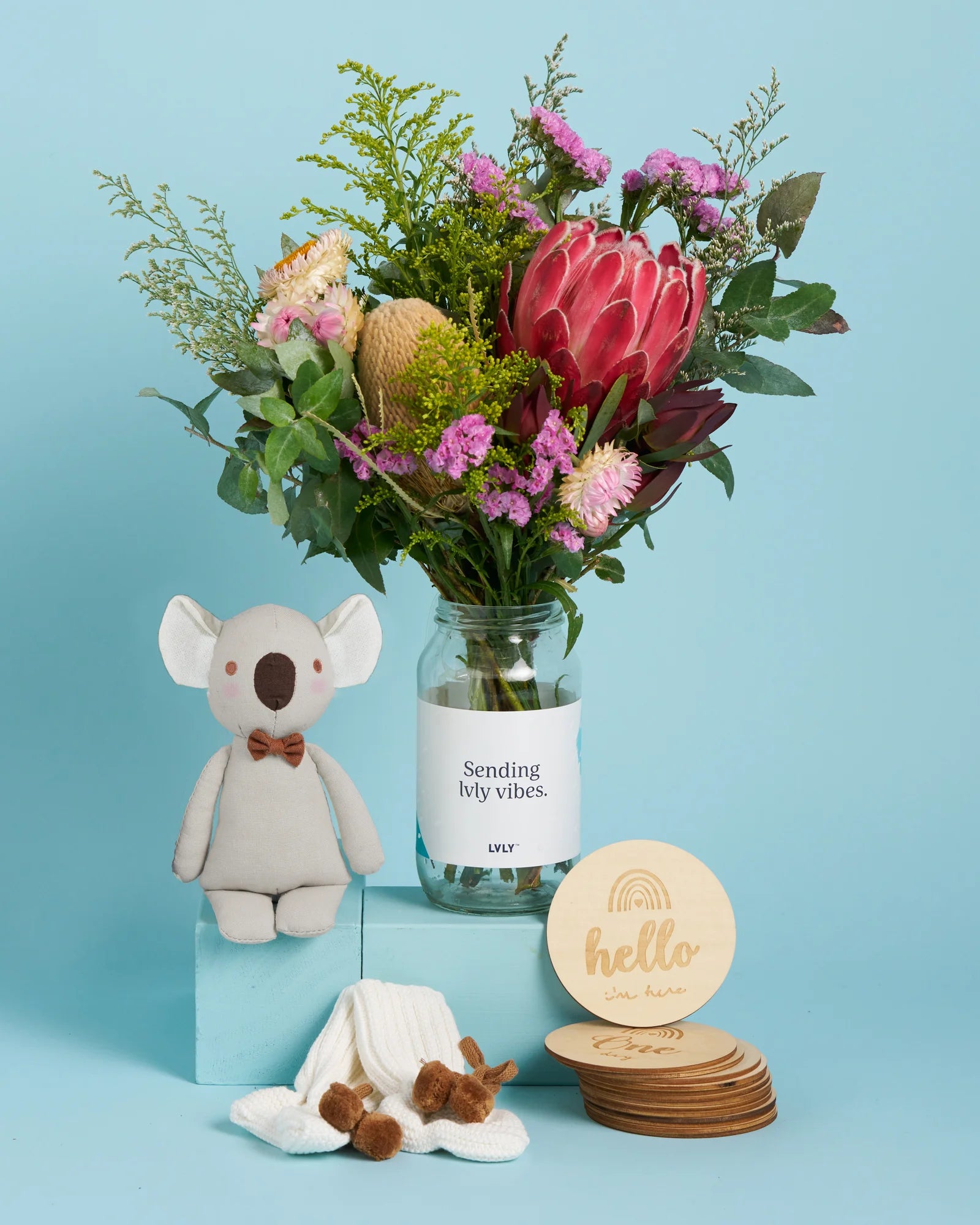 Welcome Little One + Native Posy