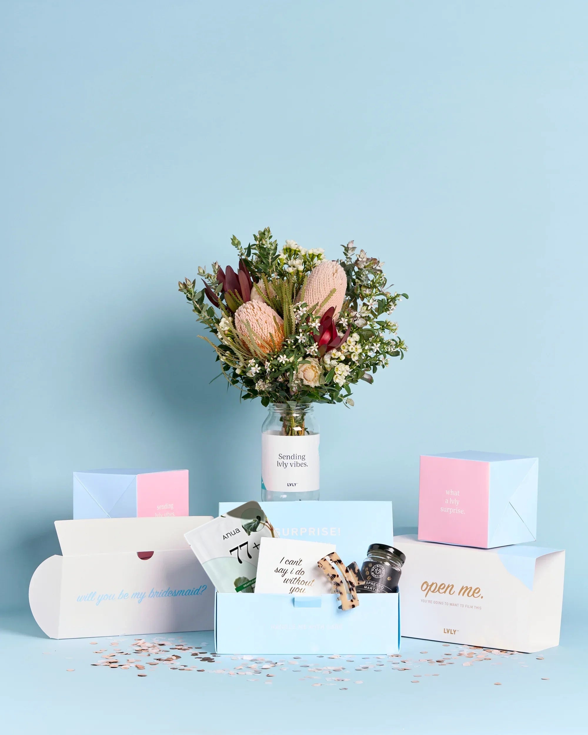Bridesmaid Explosion Box + Native Posy