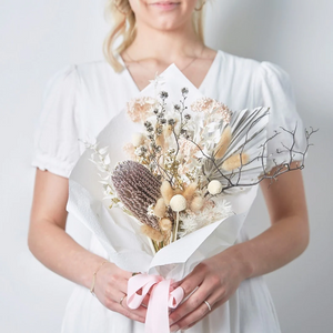 Medium Dried Flower Posy